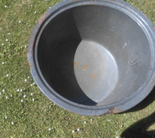 alter Waschkessel Einsatz