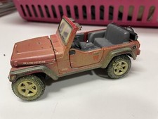 Maisto 1:27 Old Friends Replica Jeep Wrangler Rubicon Model Rot aus 2003 #STI