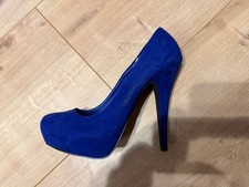 High Heels  Gr. 40 Pumps Table