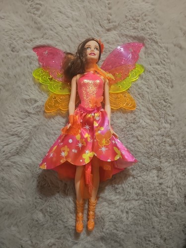 Barbie mit flügel - barbie,