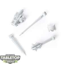 Imperial Knights - Armiger Combat Arm - Lance, Sword and Mace - im Gussrahmen