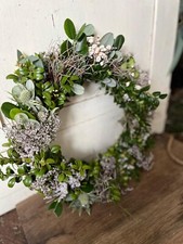 Blumenkranz aus frischen