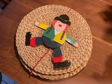 Kleiner Hampelmann aus Holz