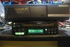 ALPINE CDM-7983R Autoradio mit