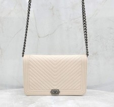 CHANEL Junge Chevron WOC Kette