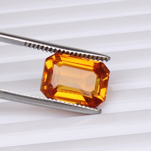 Orangefarbener saphir - orangefarbener,