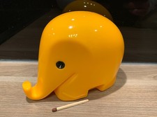 Dresdner Bank Elefant Drumbo