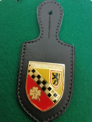 Brustanhänger