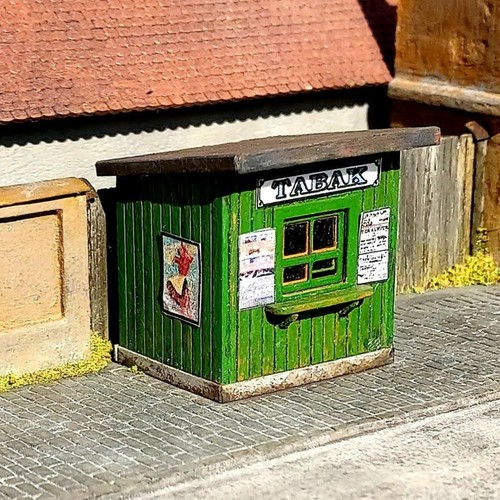 Holz kiosk spur h0 - /,