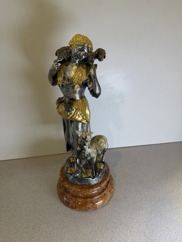 Lancini figur statue - figur,
