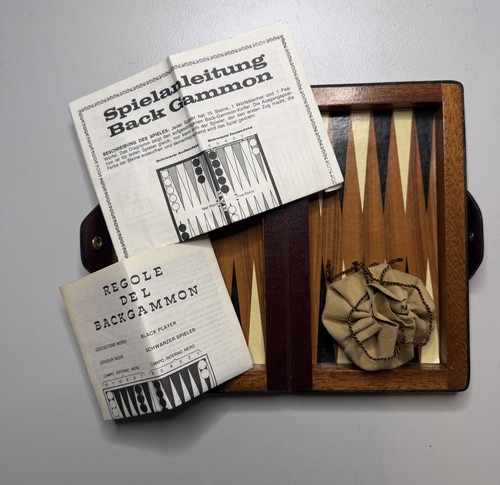 Backgammon set