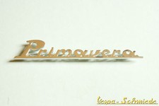 Vespa lettering