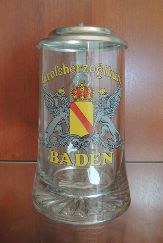 Krug aus glas mit - 1, zinndeckel