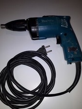 Makita 6822