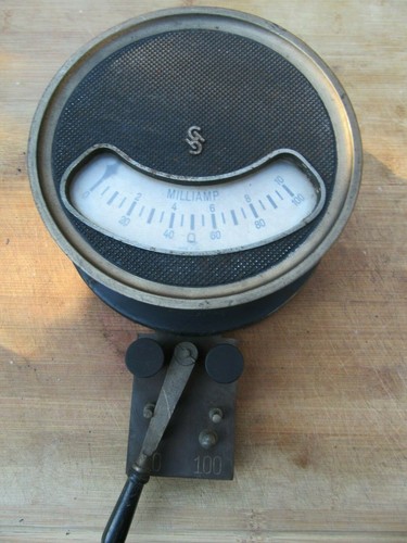 Historisches messgerät ampere - historisches,