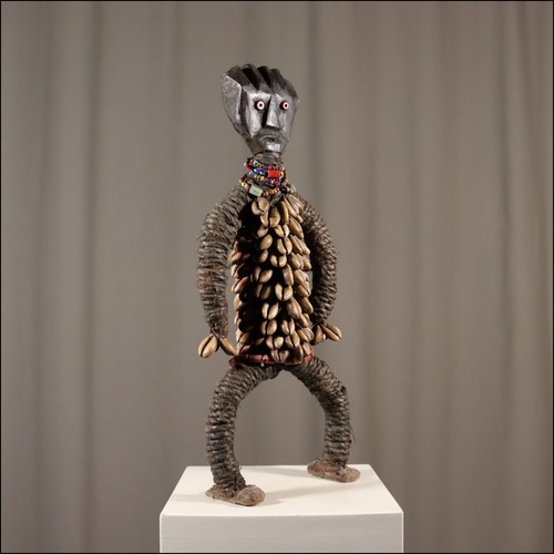 70683 figur namchi kamerun - figur,