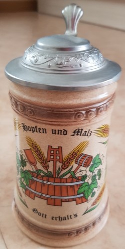 Bierkrug mit zinndeckel - bierkrug,