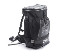 2XU Übergangstasche Triathlon Schwimmrucksack Tasche (schwarz/weiß) UVP 120£