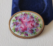 Schöne antike Porzellan Brosche, mit Emaille, Handbemalt