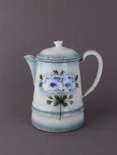 Antike emaillierte Kaffeekanne mit Blumendekor