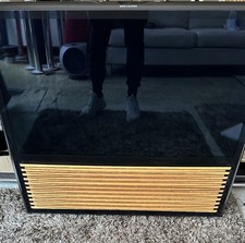 Bang & Olufsen Beovision 11-40 Black Edit 