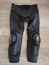 Dainese Delta 4 perforierte Motorrad Lederhose