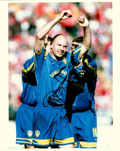 Danny mills signed 10x8 - mills,