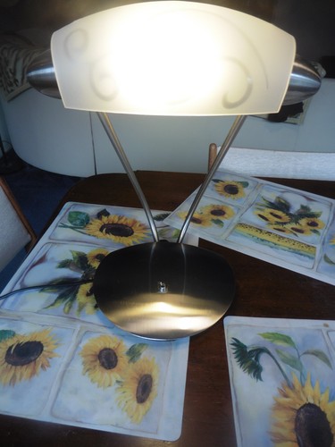 Moderne schöne tischlampe - moderne,
