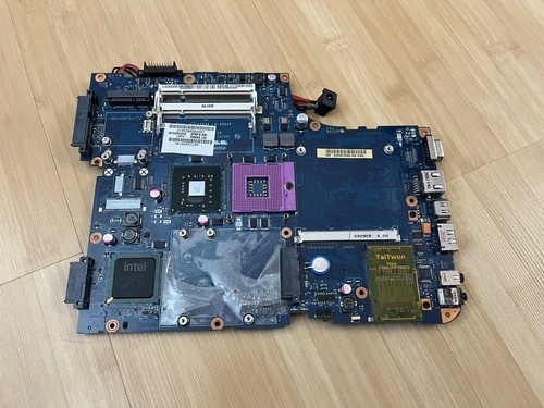 Toshiba satellite a500 - toshiba, a505