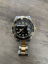 Invicta Pro Diver 8927OB 40mm Silbernes Edelstahlgehäuse mit Gold/Silbernem Armb