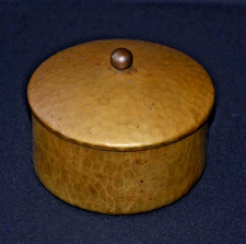 Vintage Hammerschlag Messing Dose Handarbeit signiert 30er 40er Jahre Bauhaus