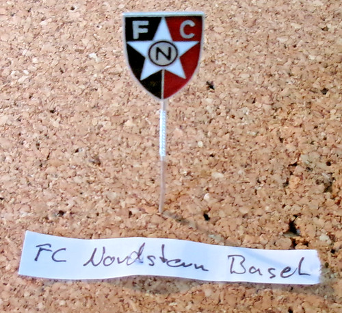 Anstecknadel fußball fc - -,