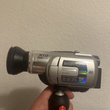 Panasonic PV-GS320 – MiniDV