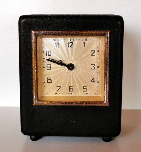 Alte sparbüchsenuhr globus - sparbüchsenuhr,