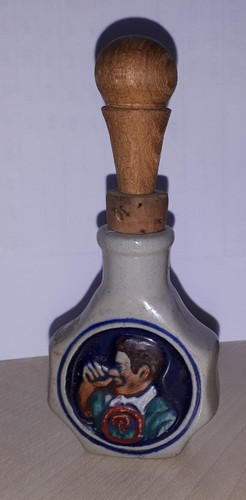 Schnupftabakflasche aus