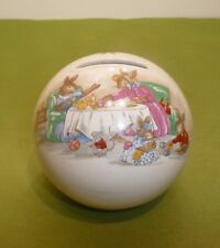 ROYAL DAULTON/ BUNNYKINS  PORZELLAN KUGEL  SPARDOSE HASEN DEKOR H ca. 8,5 cm