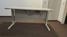 Schreibtisch, elektrisch