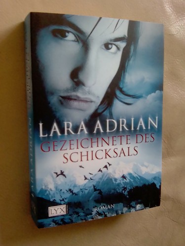 Lara adrian gezeichnete des - lara,
