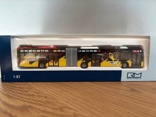 kein Mannschaftsbus Gelenkbus