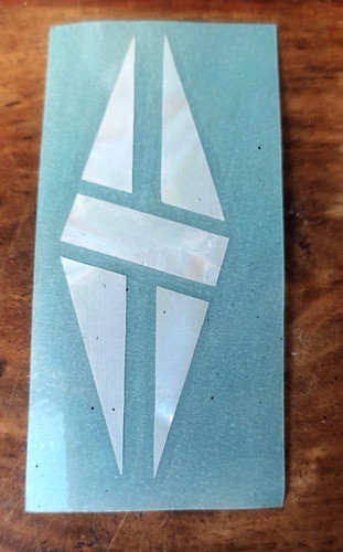 Gibson pearl headstock logo - gibson,