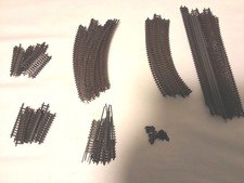 Konvolut 103 Teile Arnold Gleismaterial Gleise gerade und gebogen Spur N