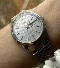 Vintage Roamer Day Date