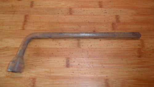 Radschlüssel 17er - vw,
