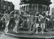 SERGEANT PEPPER'S HEARTS CLUB