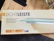 Küchenleuchte, Schreibtischleuchte 13 W, Lichtleiste mit Glasablage satiniert***