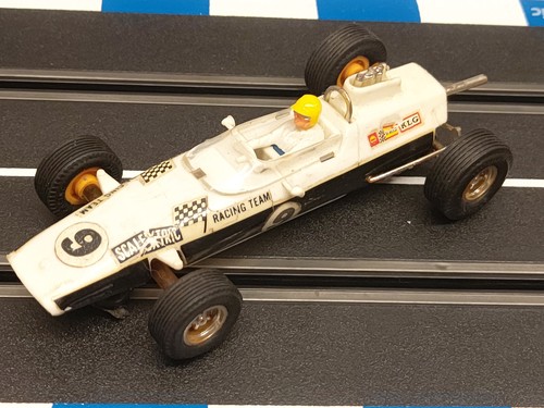 Scalextric team car - 19,