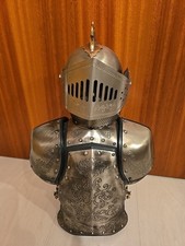 Seltene MINIBAR RITTER in RÜSTUNG Figur  incl. Flasche + 6  Gläser u. Spieluhr