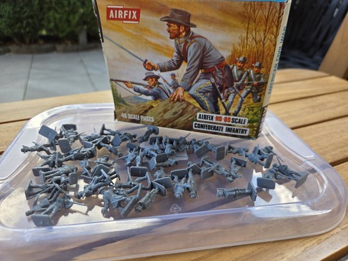 Airfix nr s13 - , 1:72