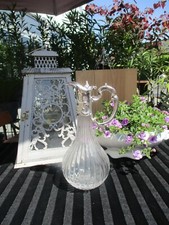 Antike stilvolle Weinkaraffe, mit Deckel, versilbert