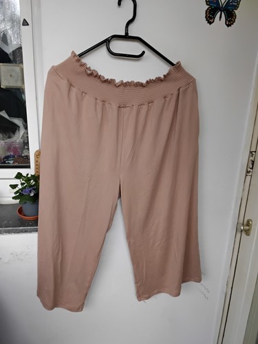 Damenhose endet unter dem - damenhose,endet,